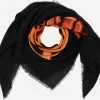 AllSaints Foulards Foulard SAINT HEART Femme Noir -AllSaints Magasin D'usine 1e84cba14c0bcce54e4b3f91bbb55e31