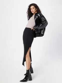 AllSaints T-shirts T-shirt ANNA Femme Mauve -AllSaints Magasin D'usine 8241e20351e5f85377e8f951a91cb15f